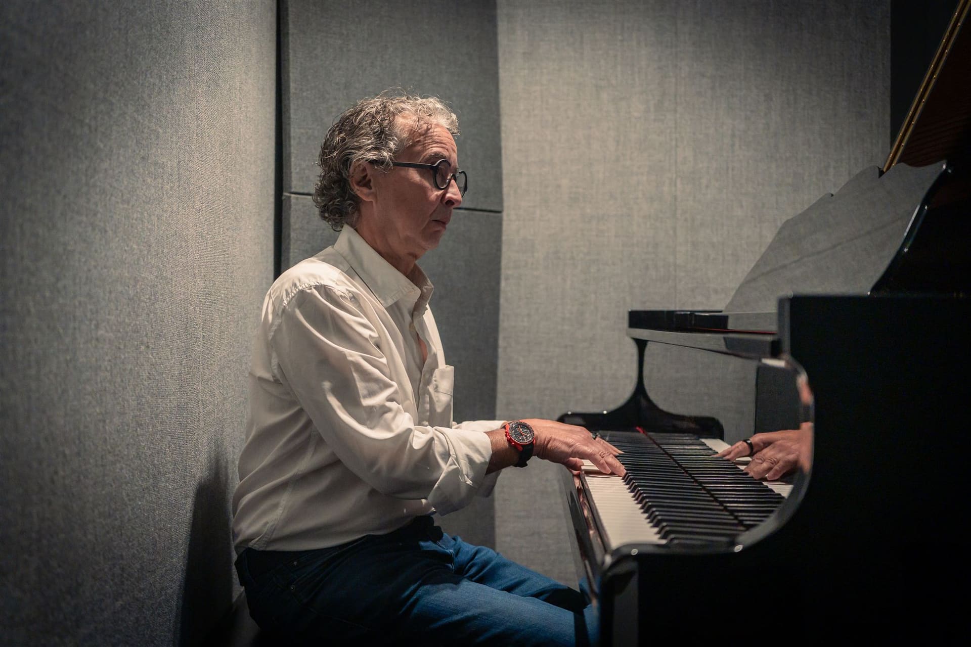 Miguel de Narváez en el estudio de grabación